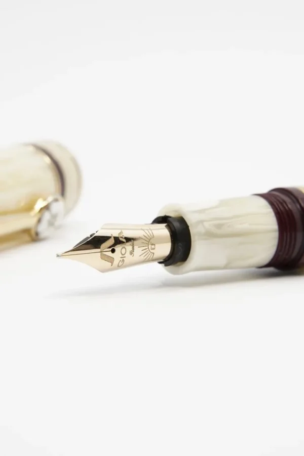 Cameo Limited Edition Of 50 Fountain Pen - Image 3
