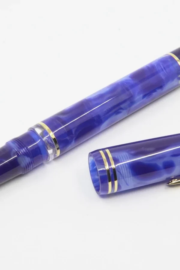Penna Stilografica Blue Aesthetic Metis: Intelligenza e Stile - immagine 11
