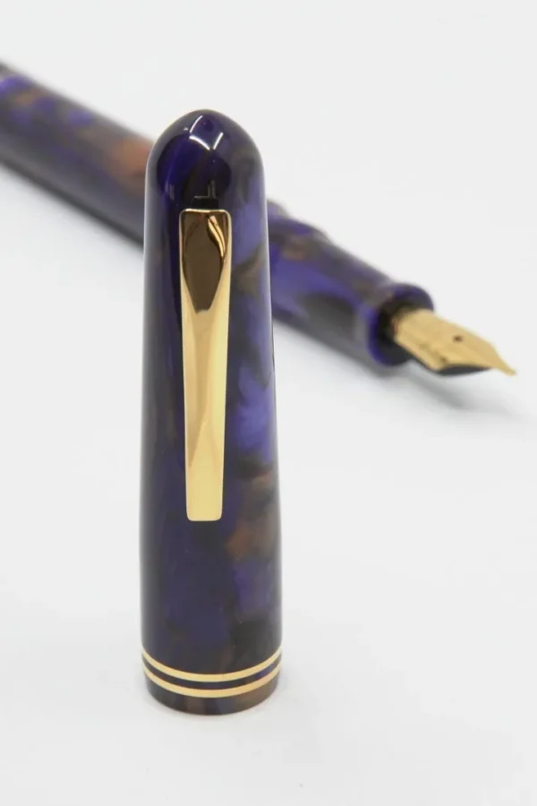 Penna Stilografica Crepuscolo Metis: Intelligenza e Design Italiano - immagine 6