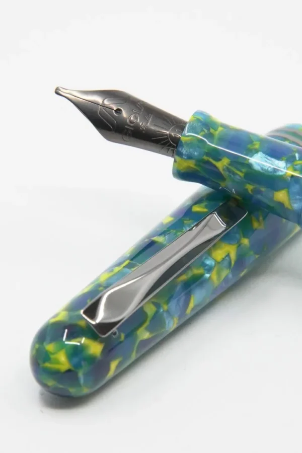 Penna Metis Blu Colibri: Eleganza vibrante - immagine 4