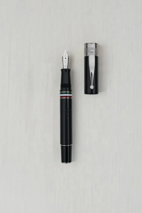 Black ST Fountain Pen